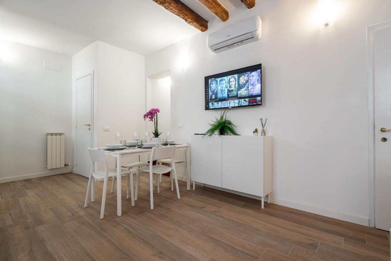 Suite Rava - San Marco With Pool Venecia Exterior foto